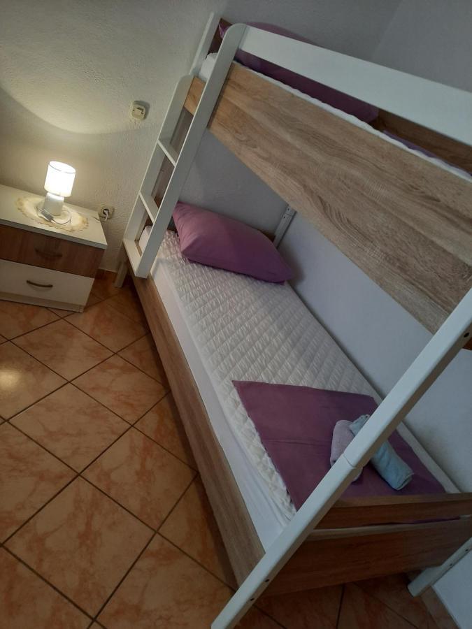 Studio Apartmani Ravlic Макарска Екстериор снимка