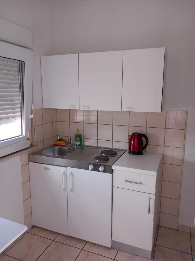 Studio Apartmani Ravlic Макарска Екстериор снимка