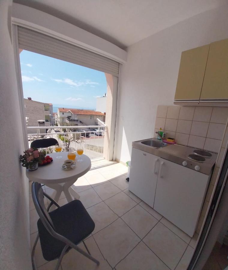 Studio Apartmani Ravlic Макарска Екстериор снимка