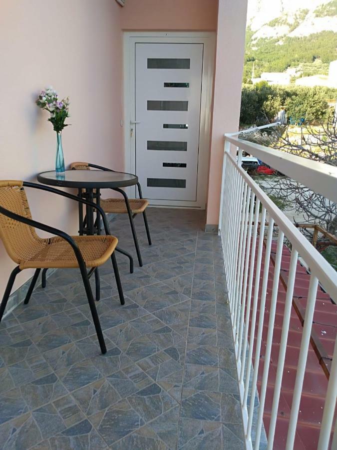 Studio Apartmani Ravlic Макарска Екстериор снимка